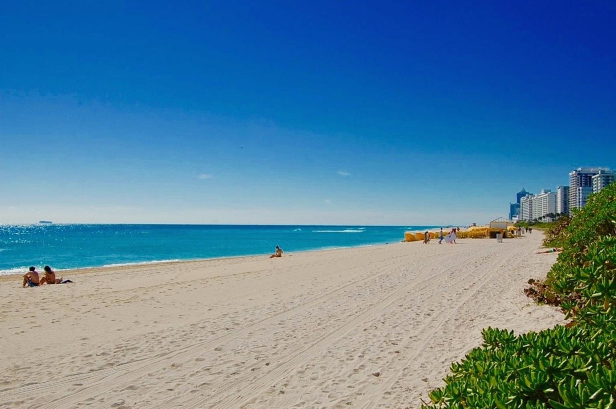 Directly On The Beach With Pool & Ocean View Miami Beach Bagian luar foto
