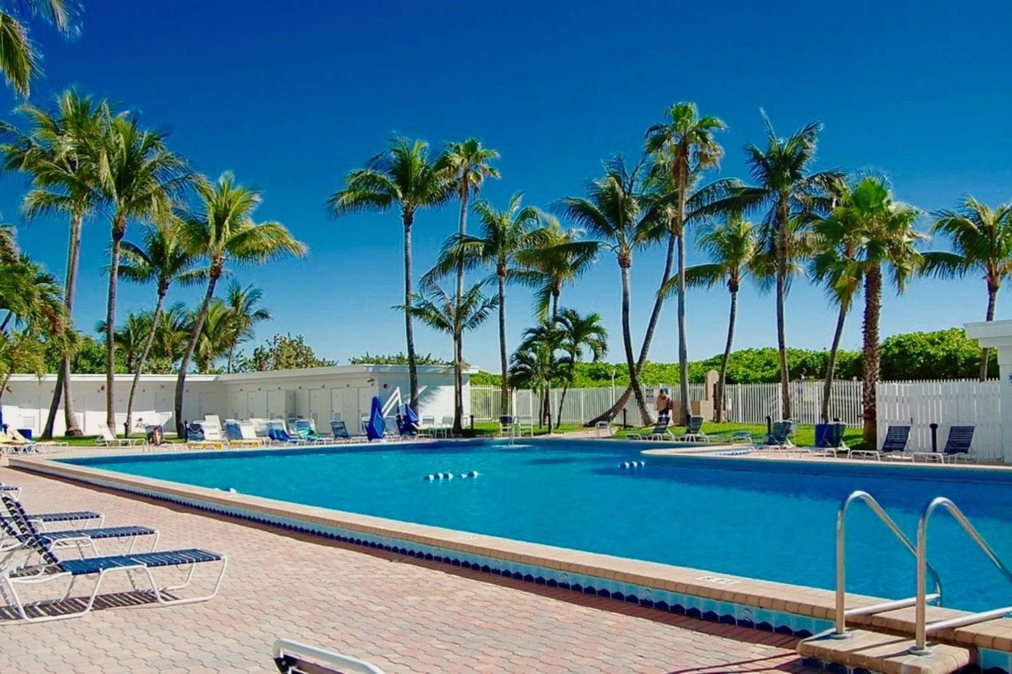 Directly On The Beach With Pool & Ocean View Miami Beach Bagian luar foto